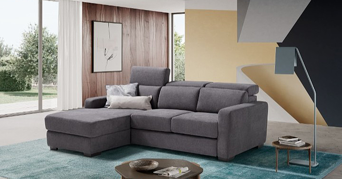 Krizia grigio con chaise longue-1200×630-72dpi